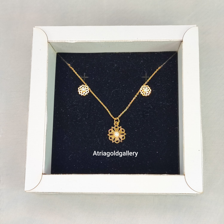 نیمست طلا مرواریدی